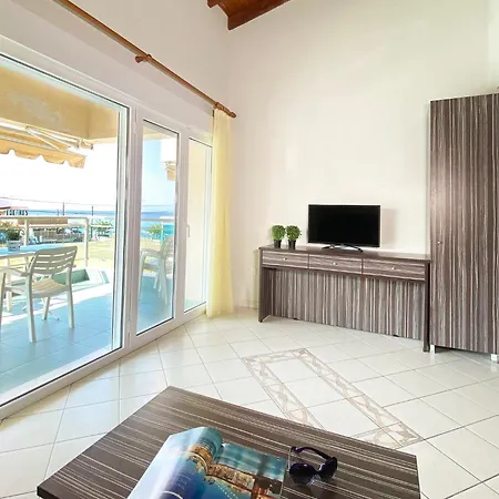 아파트호텔 Bungalow White Apartments 폴리크로노