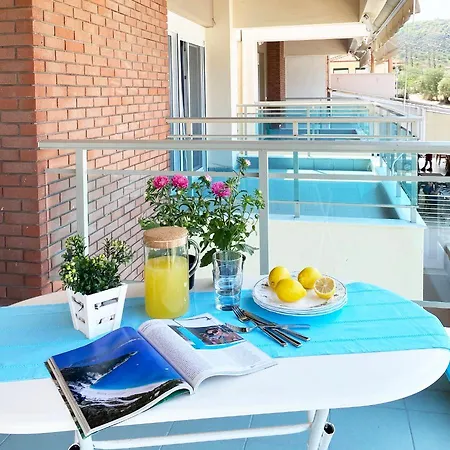 Bungalow White Apartments 아파트호텔 폴리크로노